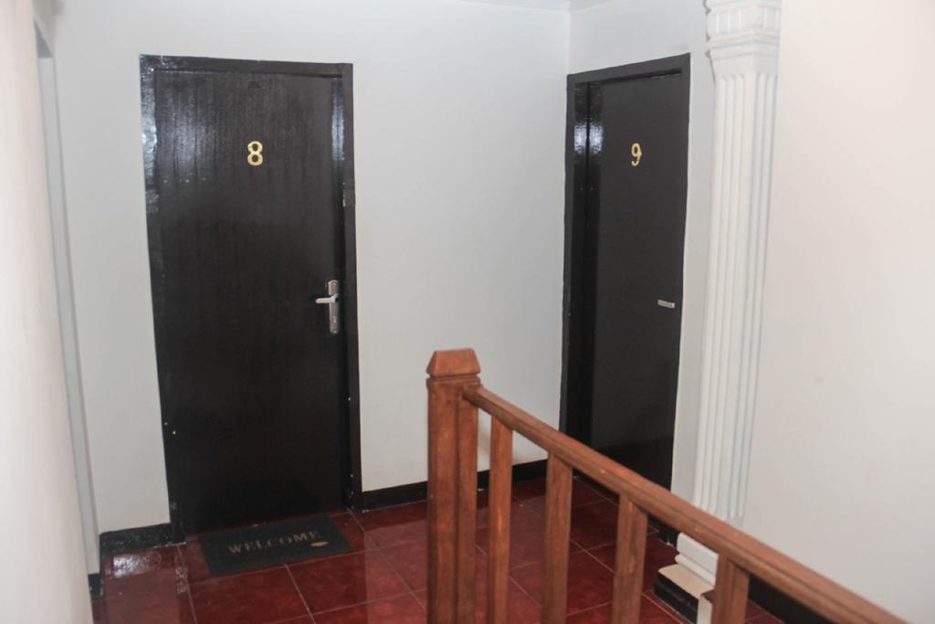 Pele Guesthouse Bandung Buitenkant foto