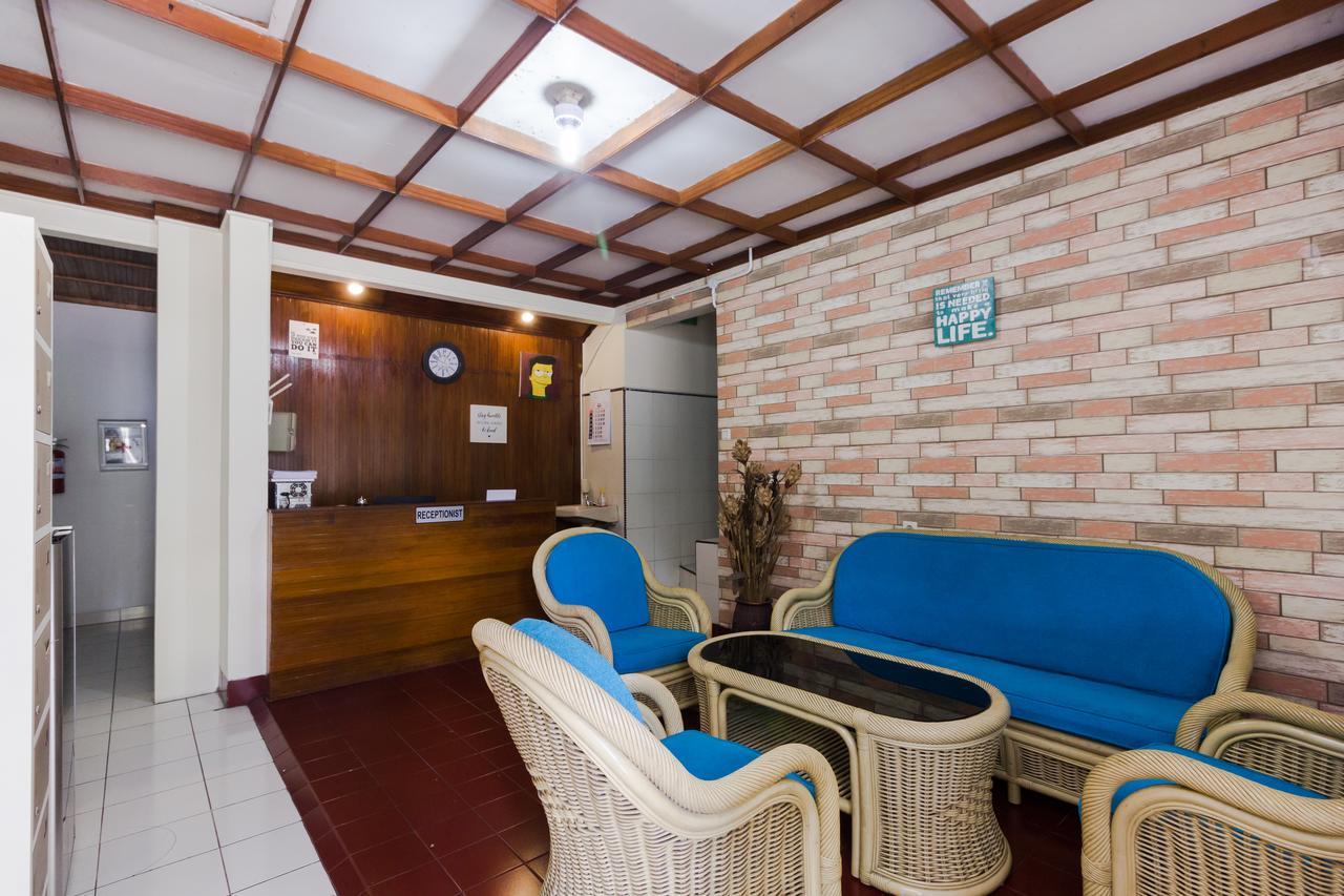 Pele Guesthouse Bandung Buitenkant foto